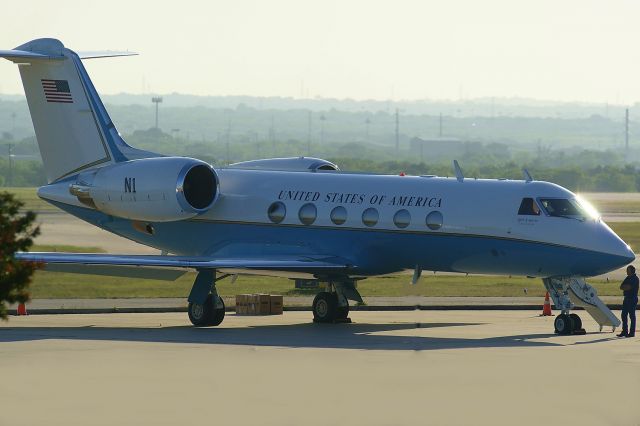 Gulfstream Aerospace Gulfstream IV (N1)