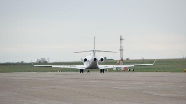Dassault Falcon 7X (N2016A)