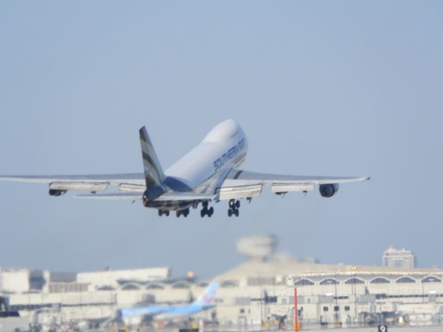 Boeing 747-200 (N761SA) - "Quick and short Take-off"