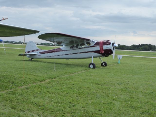 Cessna LC-126 (N195AK)
