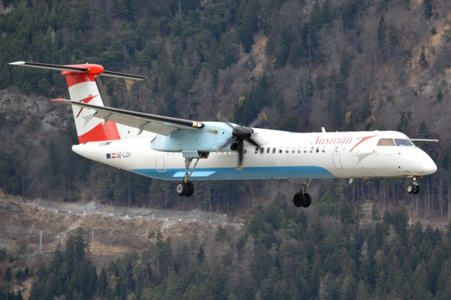 de Havilland Dash 8-400 (OE-LGH)