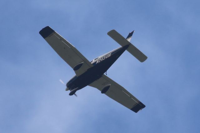 Piper Cherokee (N2434M)