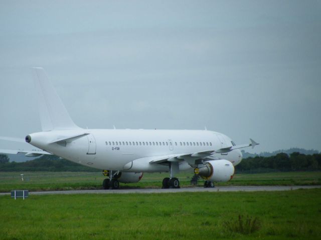 Airbus A320 (EI-TAB) - EI TAB A320 AT EINN 13/09/13