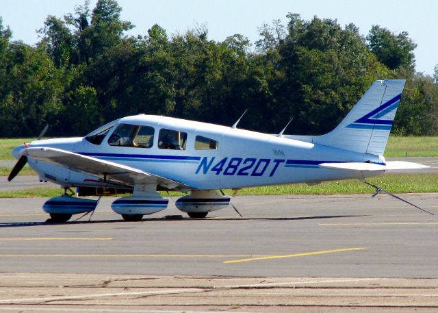 Piper Cherokee (N482DT) - At Downtown Shreveport.