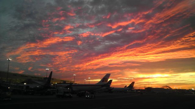 — — - Arriving at KBOS.
