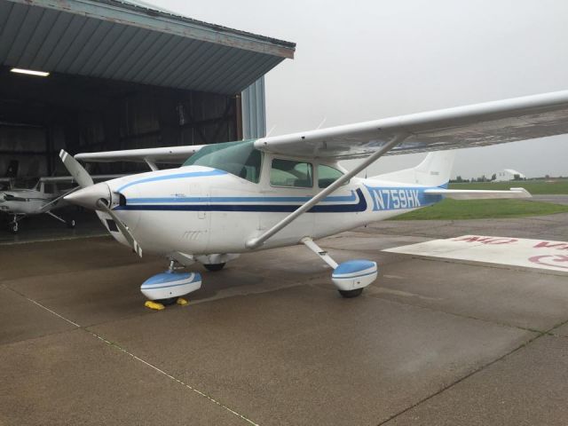 Cessna Skylane (N759HK)