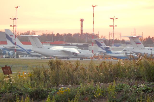 Ilyushin Il-76 (RA-76502)