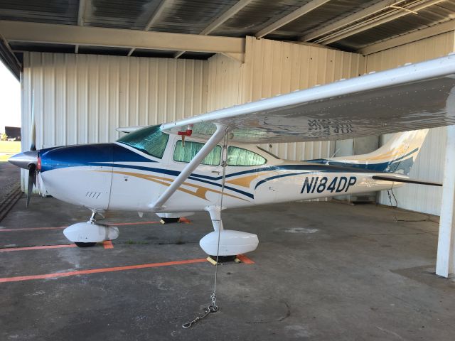 Cessna Skylane (N184DP)