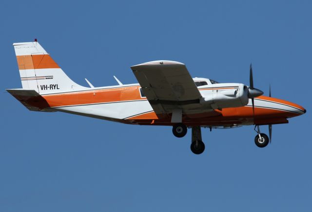Piper Seneca (VH-RYL)