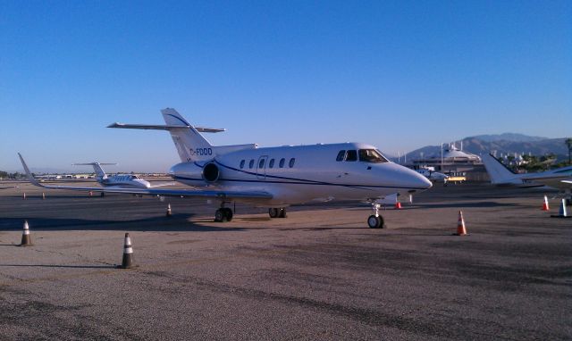 Hawker 800 (C-FDDD)