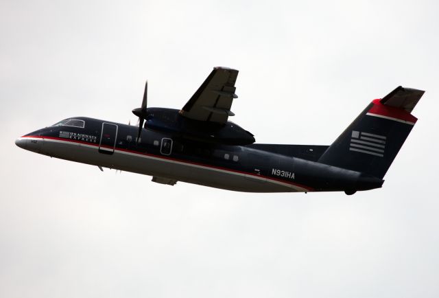 de Havilland Dash 8-100 (N931HA)