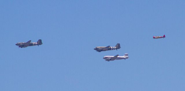 Douglas DC-3 (N791HH)