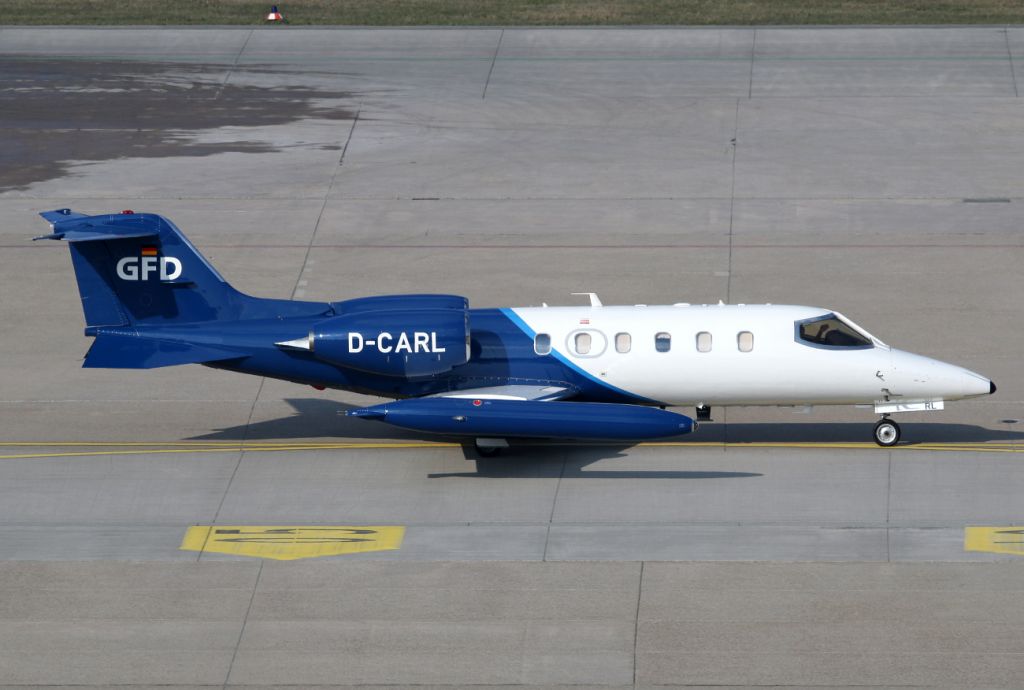 Learjet 35 (D-CARL)