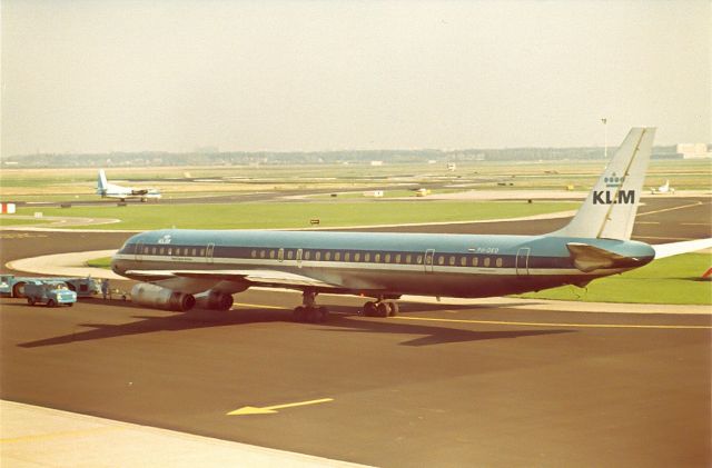 McDonnell Douglas DC-8-60 (PH-DED) - KLM DC-8-63 cn46000 Leifur Eriksson; archief dec83