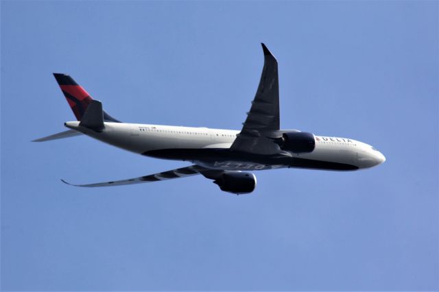 Airbus A330-300 (N3401) - DAL 589 Seattle - Shanghai from Tacoma, WA 8-14-2019