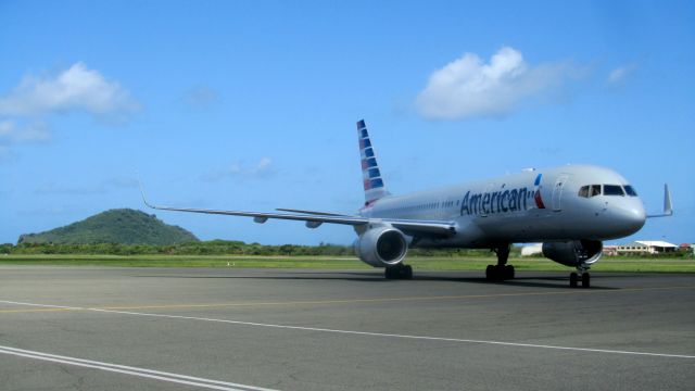 Boeing 757-200 (N179AA)