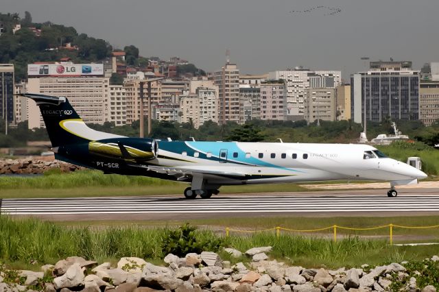 Embraer ERJ-135 (PT-SCR)