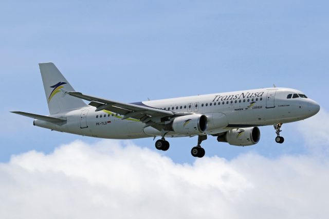 Airbus A320 (PK-TLD)