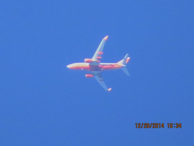 Boeing 737-700 (N761RR) - Southwest Airlines flight 2681 from ATL to DEN over Baxter Springs Kansas (78KS) at 38,000 feet.
