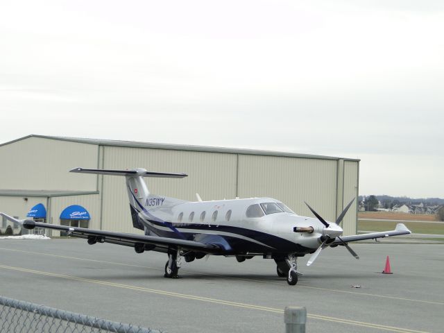 Pilatus PC-12 (N35WY)