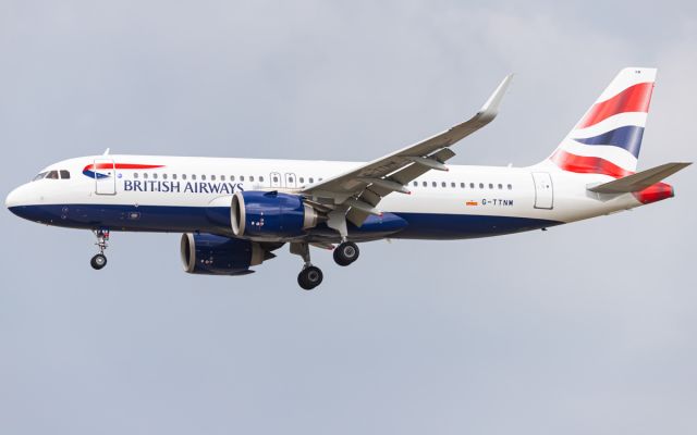 Airbus A320neo (G-TTNM)