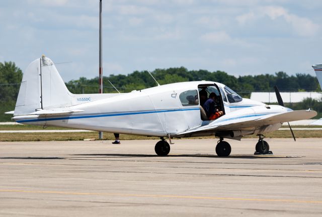 Piper Apache (N555DC)