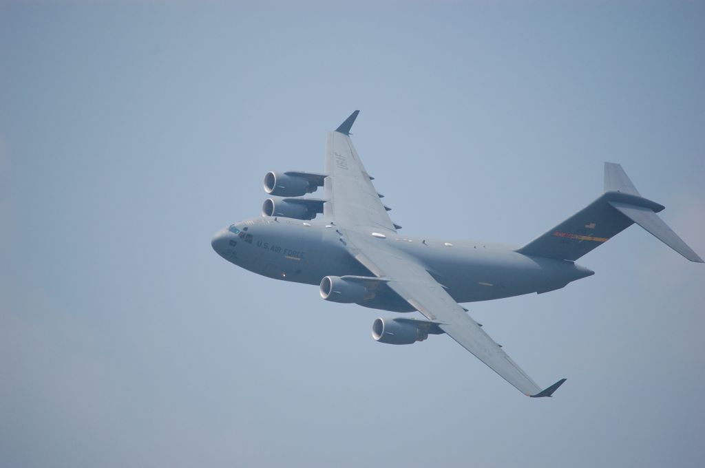 Boeing Globemaster III — - Aug 2009