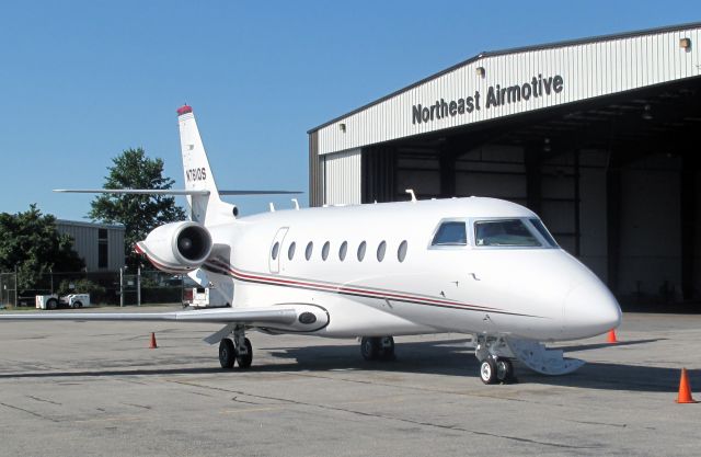 IAI Gulfstream G200 (N761QS)