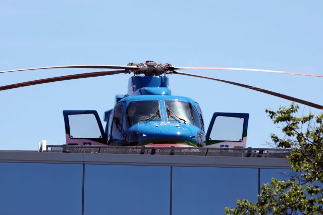 Sikorsky S-76 (N759P) - N759P just before lifting off the Cleveland Clinic, Fairview Hospital pad on Cleveland’s west-side en route to the Cleveland Clinic main campus in University Circle on 12 Jun 2016.