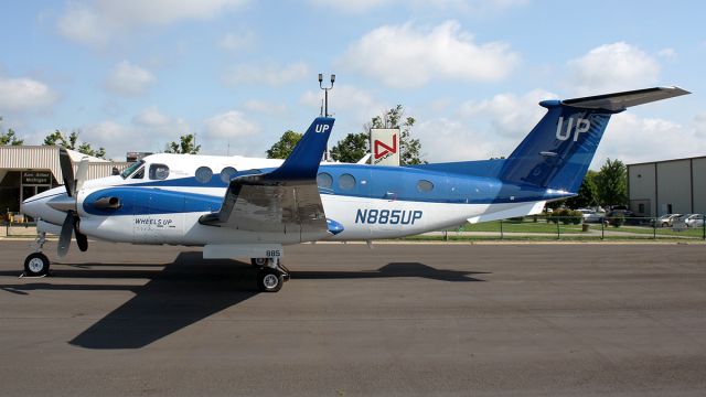 Beechcraft Super King Air 350 (N885UP)