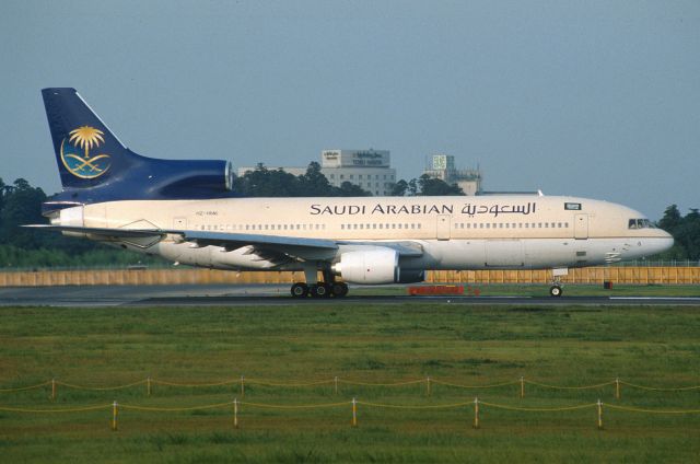 Lockheed L-1011 TriStar (HZ-HM6) - Departure at Narita Intl Airport Rwy16R on 2004/08/12