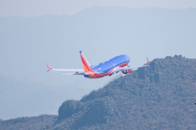 Boeing 737-700 (N7752B) - SWA2353 - RNO-DEN - August 24, 2020