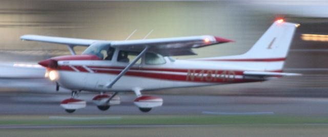 Cessna Skyhawk (N4814D)