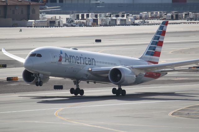Boeing 787-8 (N816AA)