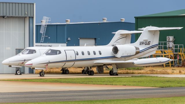 Learjet 35 (VH-UJG)