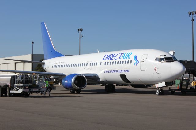 BOEING 737-400 (N279AD)