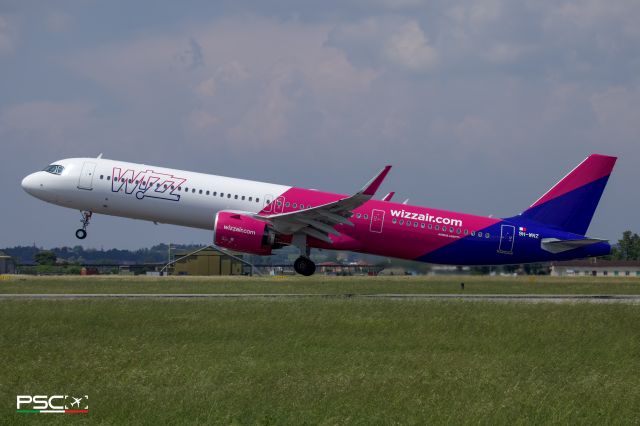 Airbus A321neo (9H-WNZ) - PSC Verona - Piti Spotter Club Verona