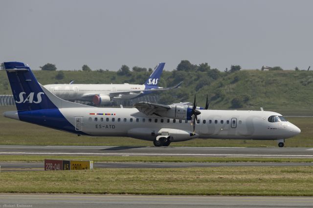 ES-ATD — - From Runway R22