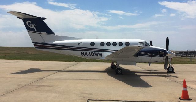 Beechcraft Super King Air 200 (N440WW)