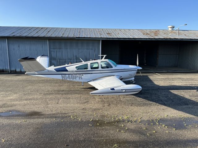 Beechcraft 35 Bonanza (N148PR)