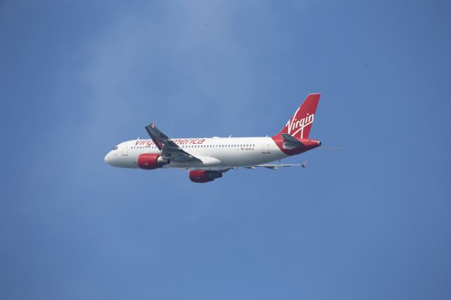 Airbus A320 (N845VA)