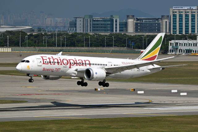 Boeing 787-8 (ET-AOS)