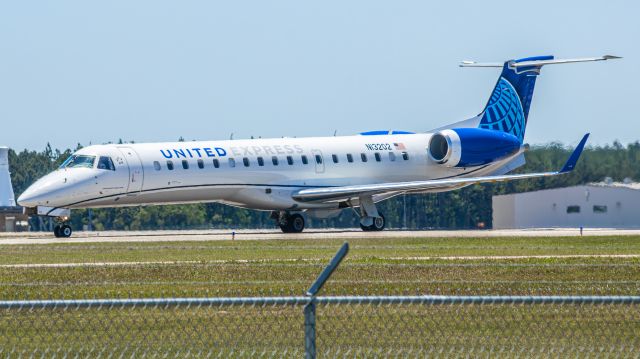 Embraer EMB-145XR (N13202)