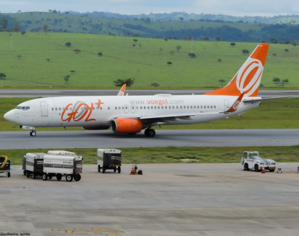 Boeing 737-800 (PR-GUD)