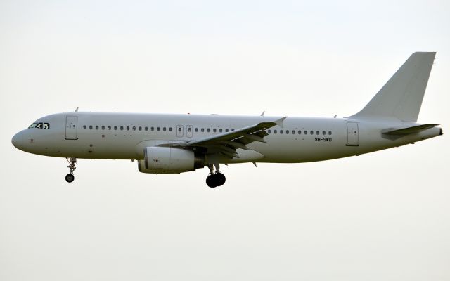 Airbus A320 (9H-SWD)