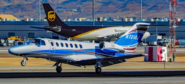 Cessna Citation CJ3 (N721DJ) - N721DJ Cessna Citation 525B CitationJet CJ3 s/n 525B0513 - McCarran International Airport (KLAS)br /Las Vegas, Nevadabr /Photo: TDelCorobr /January 28, 2019