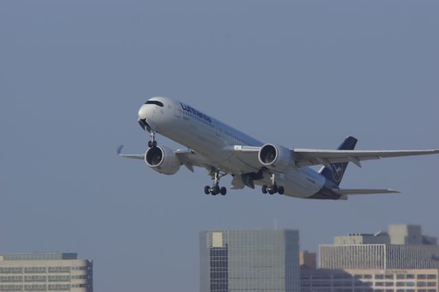 Airbus A350-900 (D-AIXC)