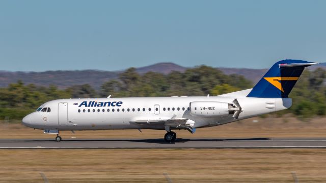 Fokker 70 (VH-NUZ)