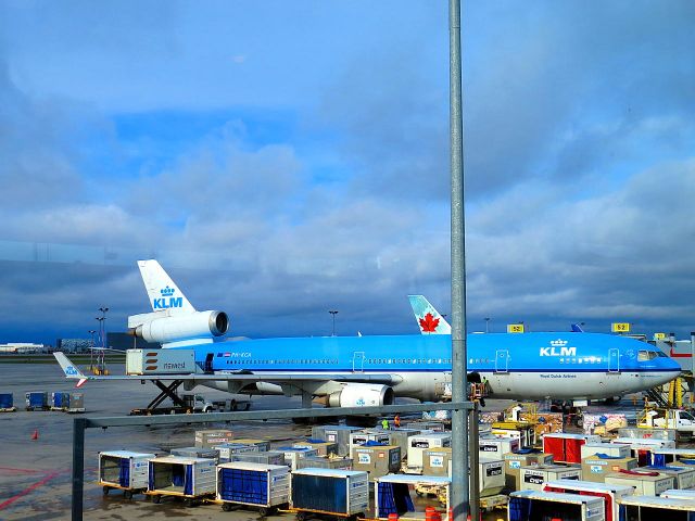 Boeing MD-11 (PH-KCA) - Only a few left