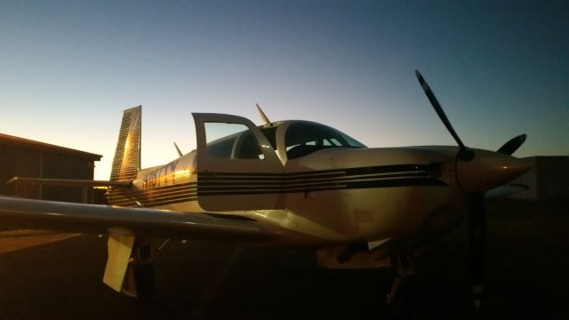 Mooney M-20 Turbo (N187TY)